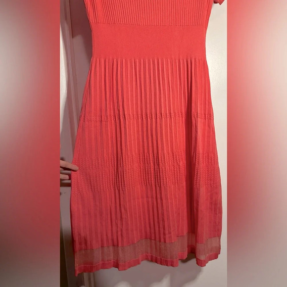 NWT Ming Wang Pleated Knit Dress in Sunkissed Coral Size XS - Picture 12 of 15
